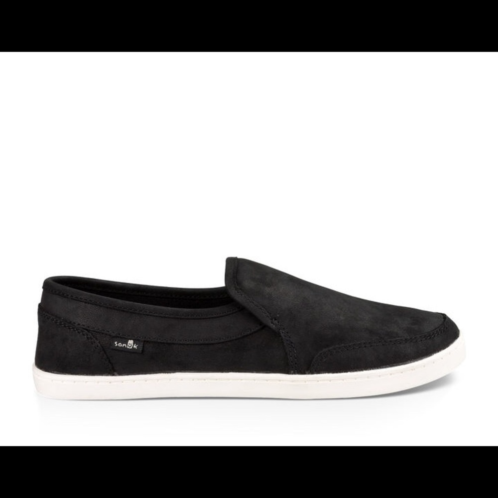 Sanuk pair o dice leather